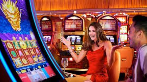 Buffalo King slot game interface showing wild symbol and paylines on king4d slot